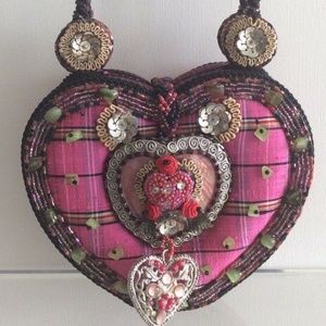 Mary Frances Pink Purple Heart Beaded Clutch Purse